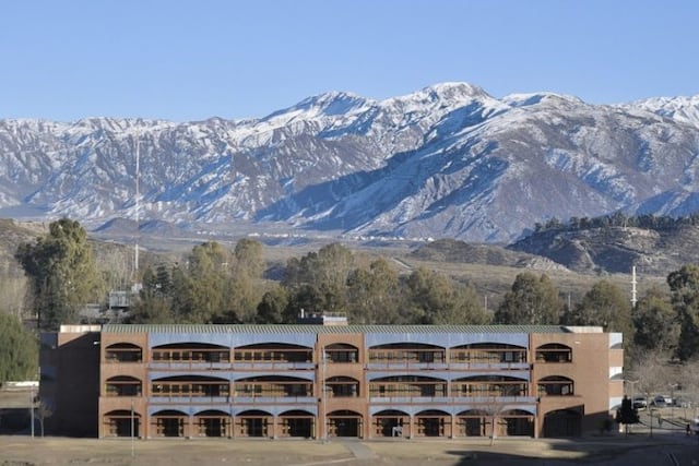 Una egresada de la Facultad de Artes y Diseño de la UNCuyo manifestó que quería jurar "por la Matria", y una resolución se lo permitió.