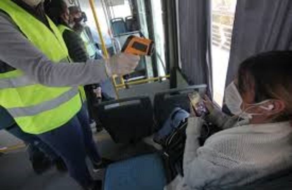 Endurecen los controles en el transporte público de Viedma