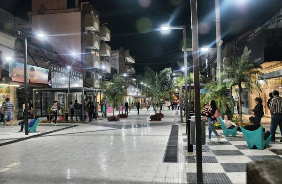 En el centro de la ciudad inauguraron la primera peatonal de Formosa