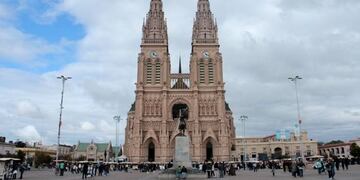 “A ti confiamos la causa de la vida” es el lema de la celebración eucarística, que se realizará a partir de las 10 horas en la basílica de Luján.