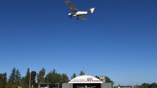 Este fin de semana volverá el autocine en el Aeroclub de La Puntilla en Luján de Cuyo. Gentileza Los Andes