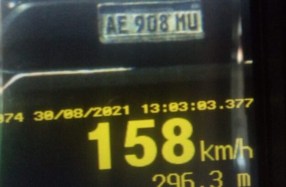 Con el motor a mil por hora: conducía casi a 160 kilómetros por hora en Candelaria