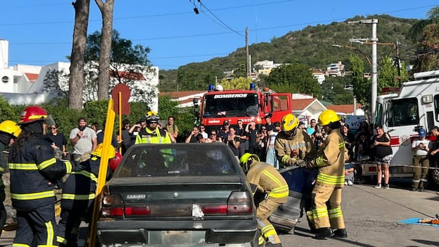 Importante convocatoria en la primera Expo Bomberos de Carlos Paz