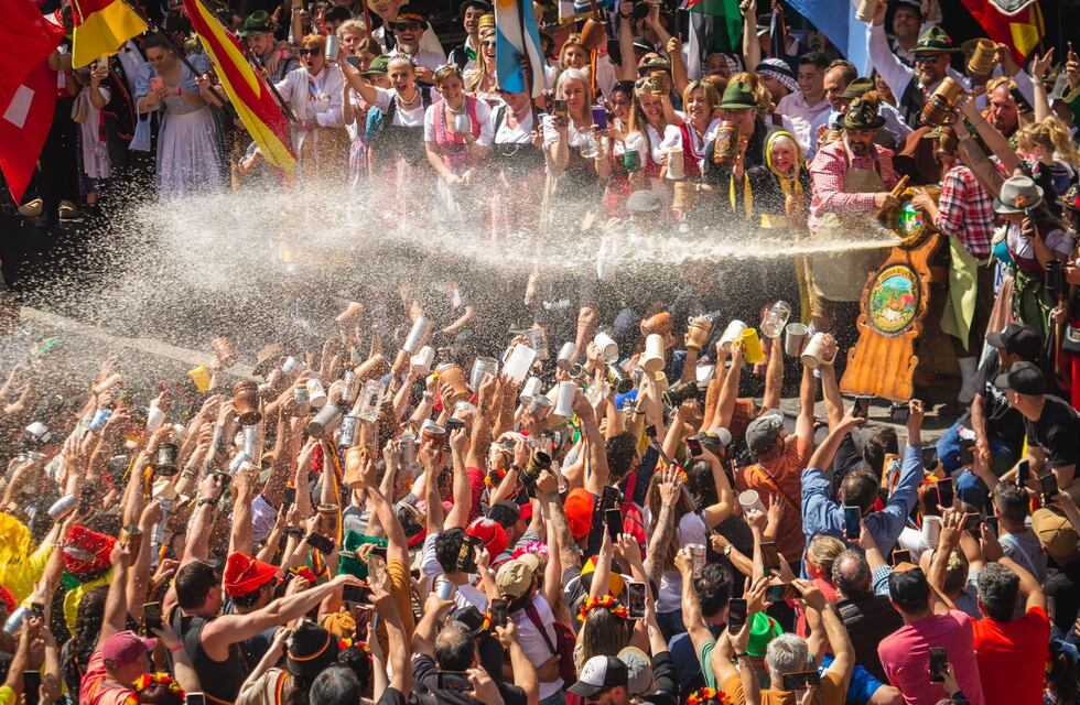 Verano en Córdoba: el pueblo de ensueño que ofrece fiestas de cerveza artesanal cada semana