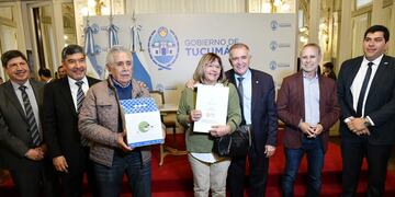 “Lo más importante es que hoy se lleven las llaves de su casa. Pero no puedo dejar de agradecer a todos los que trabajaron para que esto ocurra", expresó Jaldo.