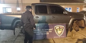 El Soberbio: Policía de Misiones recuperó un vehículo robado en San Vicente. Policía de Misiones