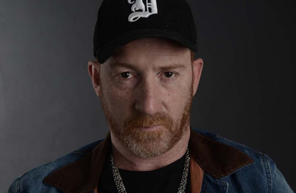 Le robaron al cantante de La Beriso: motochorros le arrabataron una mochila con dinero en una salidera