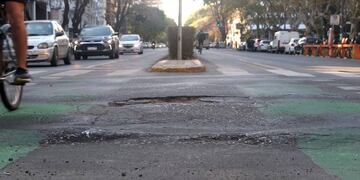 Inician la repavimentación de Pellegrini y Laprida