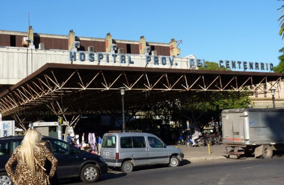 Intimidaron a cirujanos del Hospital Centenario por atender pacientes durante el paro