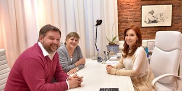 CFK se reunió con dos diputados nacionales por Chubut\u002E