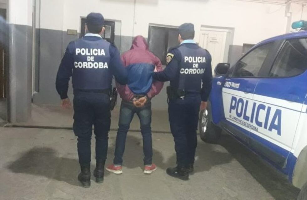 Anisacate: lo encontraron dentro de una casa robando, huyó y fue detenido