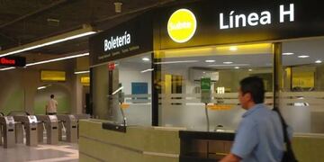 Los metrodelegados liberan molinetes en la línea H\u002E