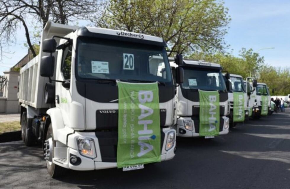 Incorporan vehículos y maquinarias nuevas para los trabajos del municipio