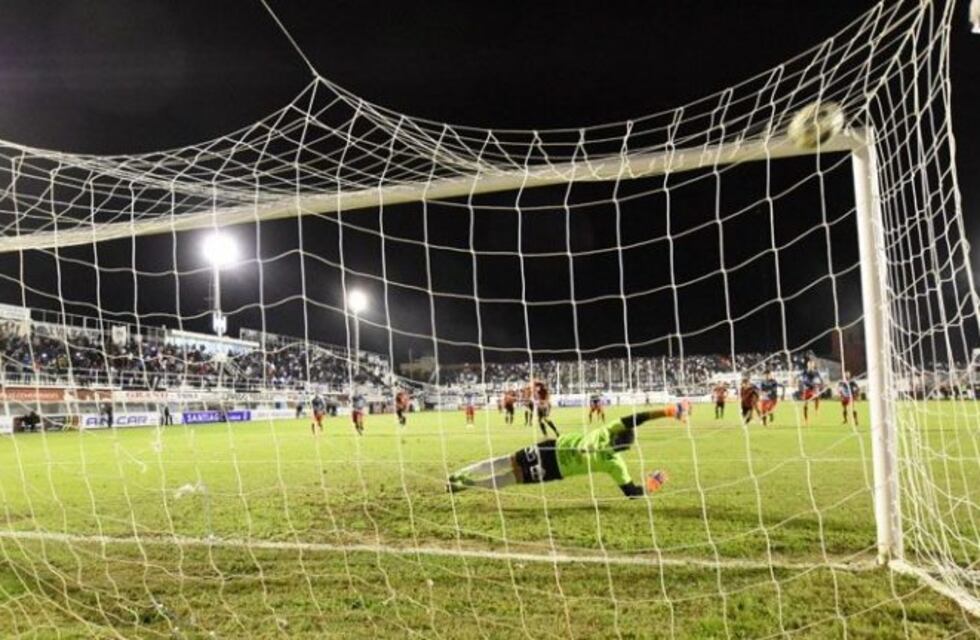Central Córdoba rescató un agónico empate frente a Brown de Adrogué