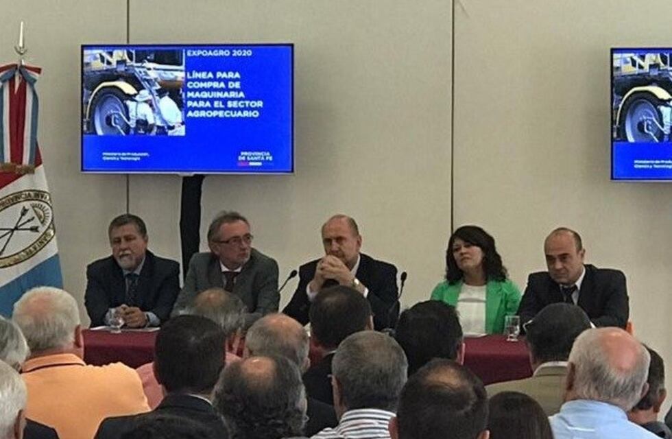 Perotti presentó línea de financiamiento para la compra de maquinaria agrícola