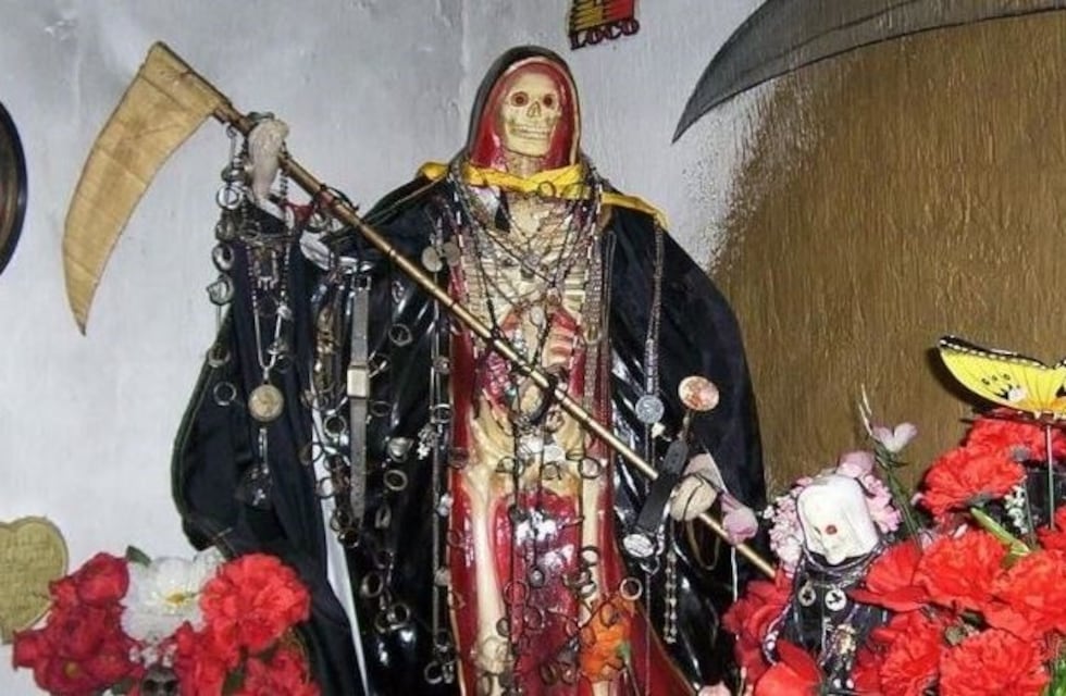 Fue detenido por amenazar a su novia: "Te voy a matar, soy San La Muerte"