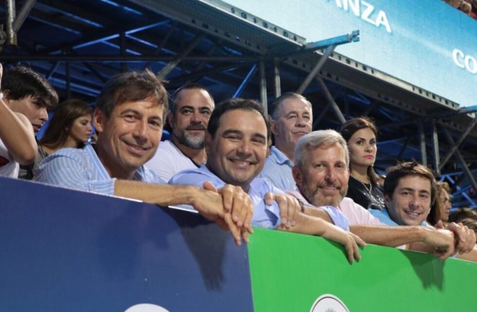 Rogelio Frigerio en los carnavales correntinos