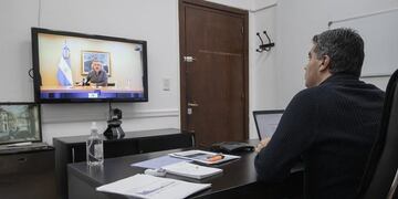 Alberto Fernández y Jorge Capitanich mantuvieron una conversación telefónica (Foto: Twitter)