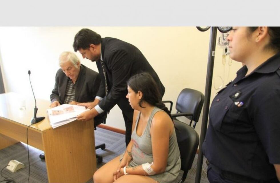 Va a juicio una mujer acusada de golpear y amenazar a su ex