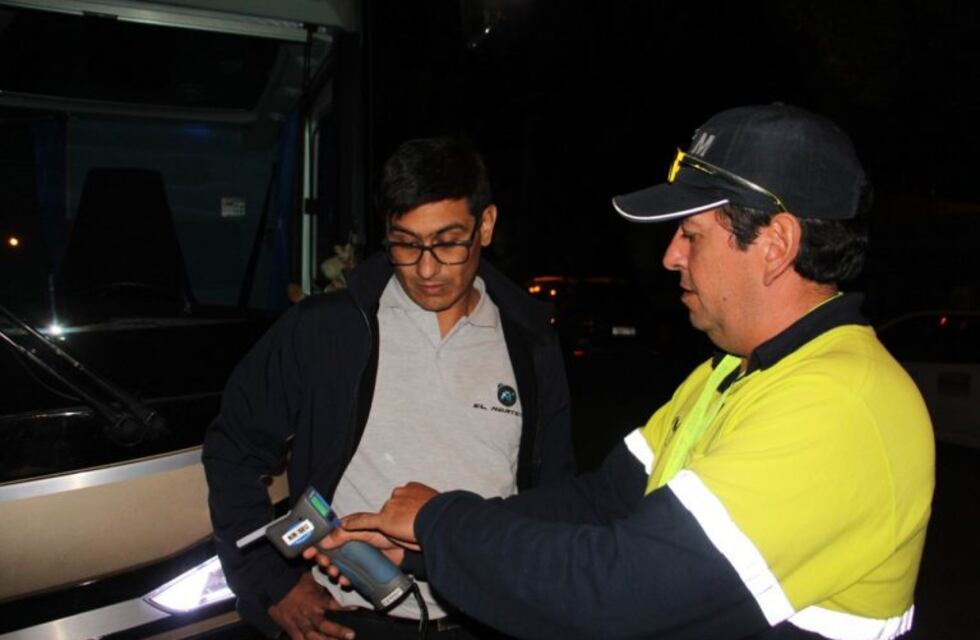 Jesús María: realizan alcotest a choferes de viajes de egresados
