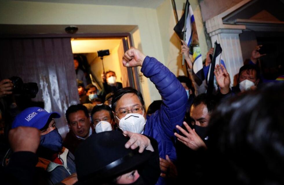 Bolivia: el MAS denunció un "atentado" a su sede, donde estaba el presidente electo Luis Arce
