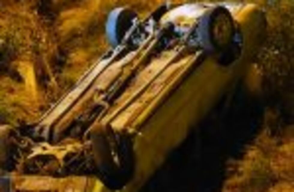 Espectacular persecución: robo, vuelco y nueve detenidos