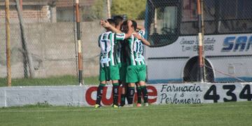 Villa Mitre eliminó a Sporting