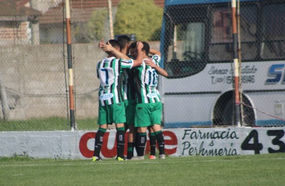 Villa Mitre dejó a Sporting sin ilusión