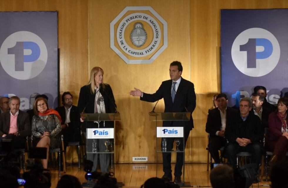 Massa y Stolbizer, precandidatos de 1País, renunciaron a sus fueros