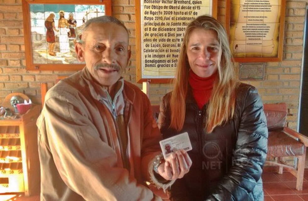Tras toda una vida sin DNI, le otorgaron su identidad