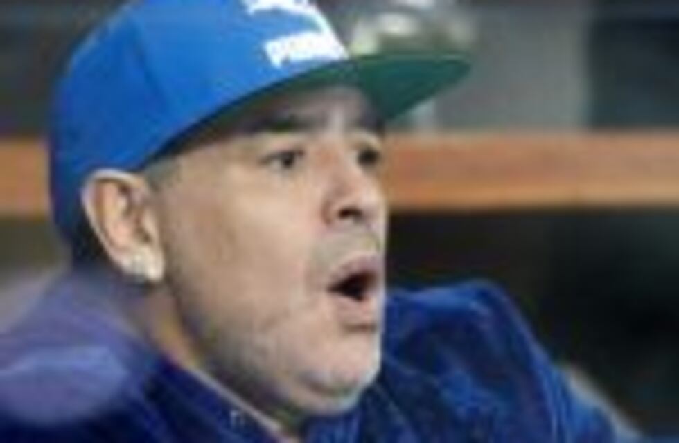 Copa Davis: Maradona estalló tras un fallo desfavorable para Delbonis