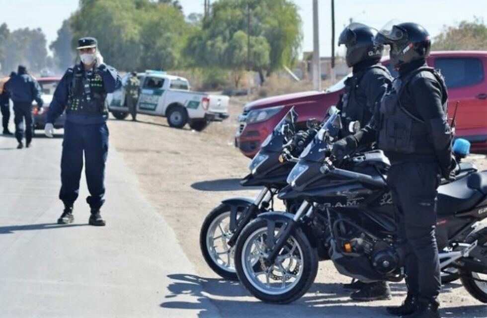 Operativo de seguridad en Fase 1: 5.000 policías en la calle y 1.161 llamadas alertando incumplimientos