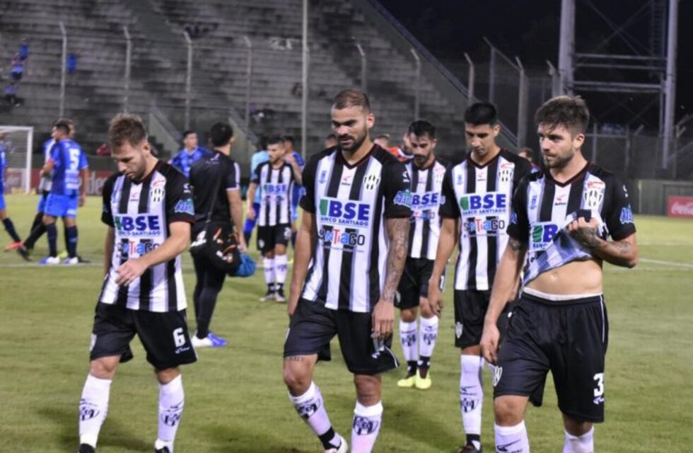 José Alfano: "Su salida había sido decidida unos partidos antes. Central Córdoba no venía jugando bien"