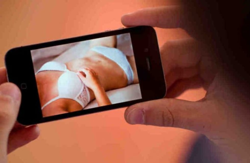 Una mujer de Río Cuarto demandó a su ex por publicar un falso aviso donde ofrecía servicios sexuales