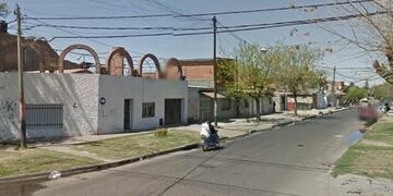 Dos hombres asesinados en Alem al 4000\u002E (Street View)