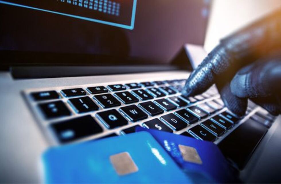 Le hackearon la cuenta a una excandidata e intentaron estafar a un concejal