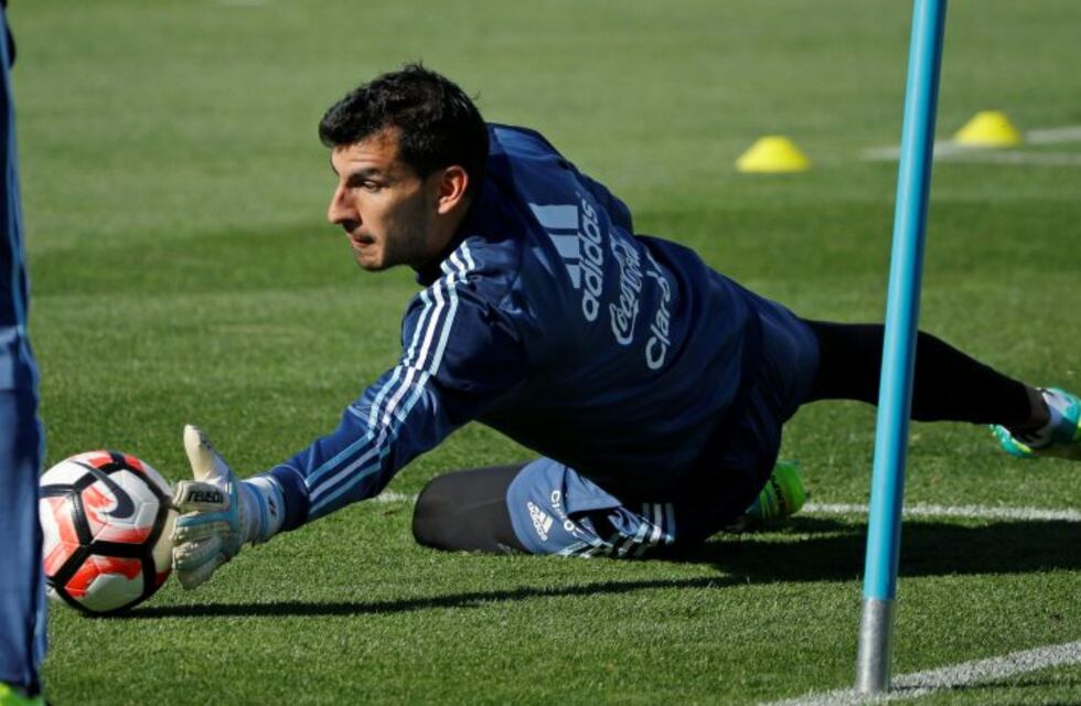 El papá del "Patón" Guzmán aclaró que no tiene "resentimiento" hacia Sampaoli