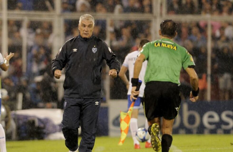 La Justicia autorizó la contratación de Omar De Felippe como técnico de Newell's