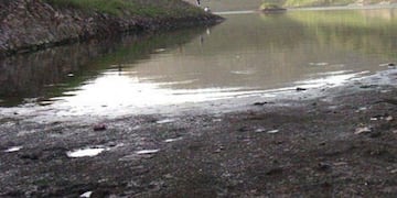 La bajante del Dique La Quebrada es alarmante y obligó a las autoridades de la Cooperativa a declarar la emergencia hídrica\u002E