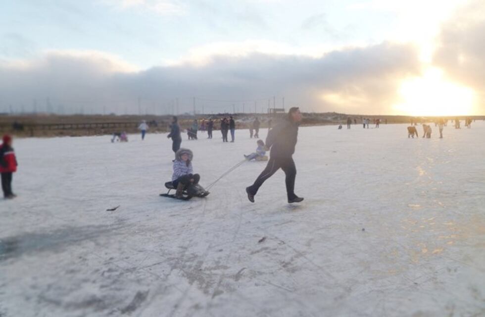 Se recuerda la prohibición de realizar actividades invernales en la Laguna de los Patos