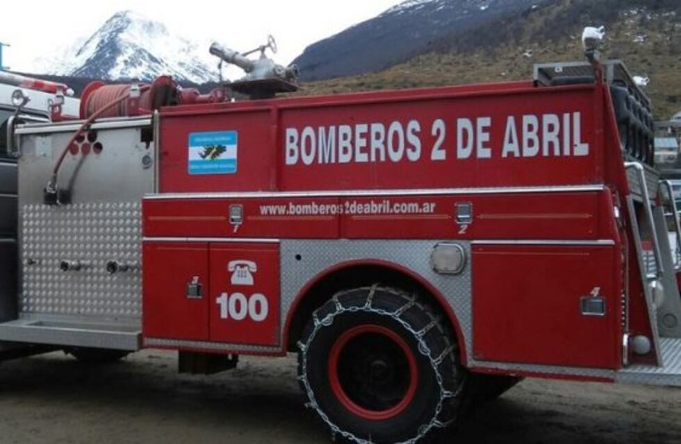 Incendio en la plaza cívica de Ushuaia