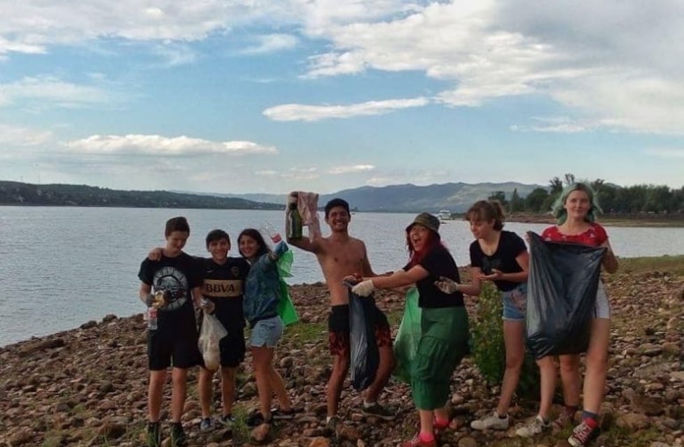 Nueva jornada de limpieza del Lago San Roque