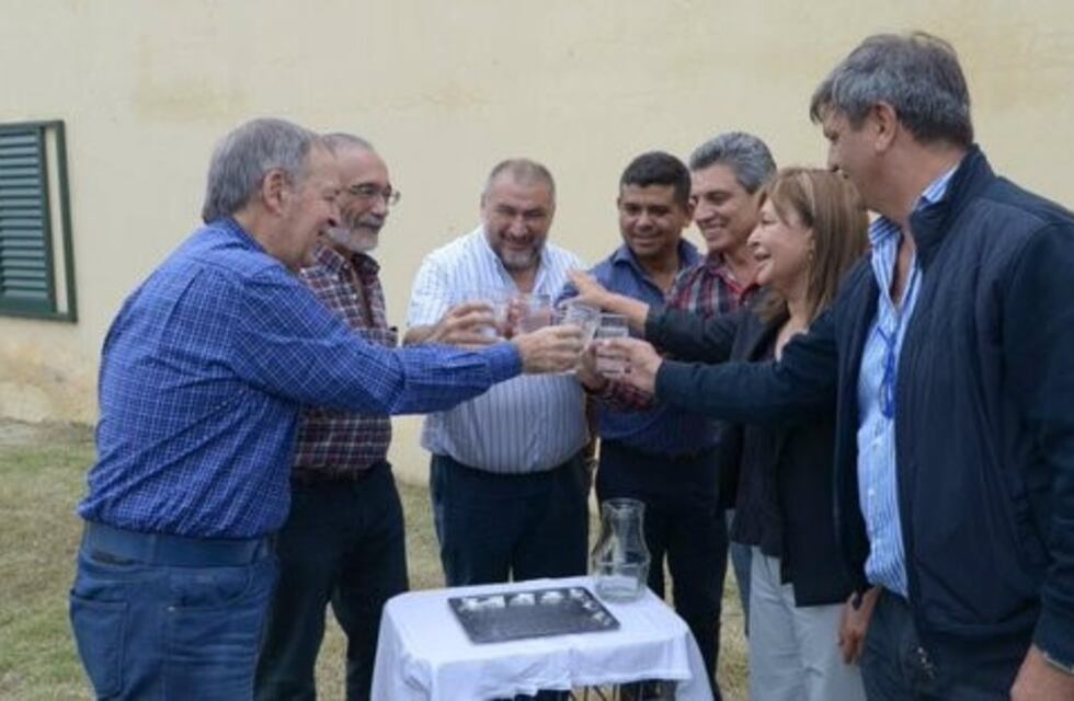 Schiaretti inauguró un acueducto en el norte de Córdoba