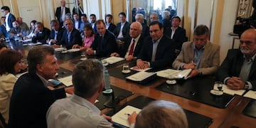 Ministros, gobernadores y el presidente en la reunión en Casa Rosada\u002E (Web)
