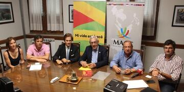 firma del Memorándum de Entendimiento entre la Cámara Económica de Tres Arroyos y la Mercosur ASEAN Chamber of Comerce (MACC)\u002E