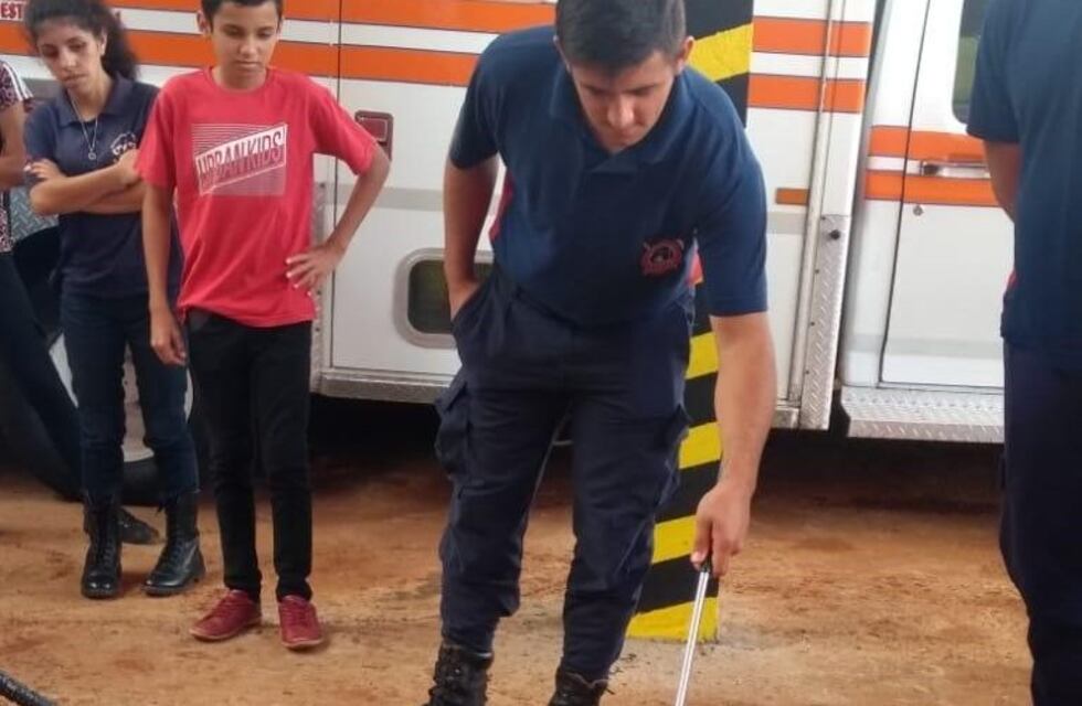 Bomberos voluntarios de Andresito se capacitaron en herpetología