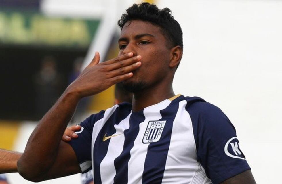 Miguel Araujo se despidió de Alianza Lima y viaja para sumarse a Talleres