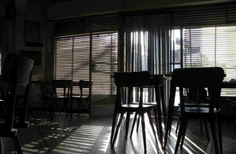 Por los tarifazos cierra un bar rosarino que abrió hace casi 100 años