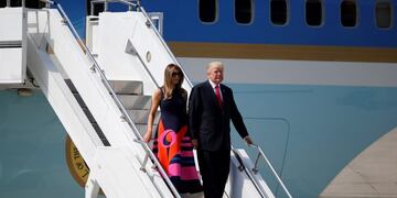 U\u002ES\u002E President Donald Trump and First Lady Melania Trump arrive for the G20 leaders summit in Hamburg, Germany July 6, 2017\u002E REUTERS/Axel Schmidt