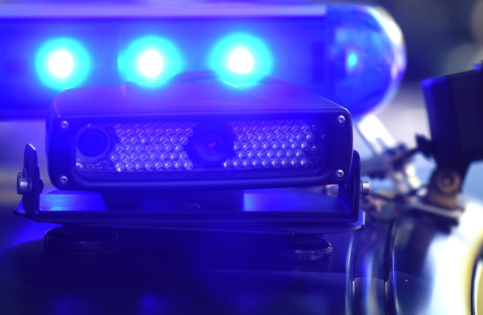 Acordó vender su auto y los supuestos compradores lo engañaron y se lo robaron